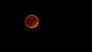 Eclipse Tonight: Blood Moon Viewer's Guide
